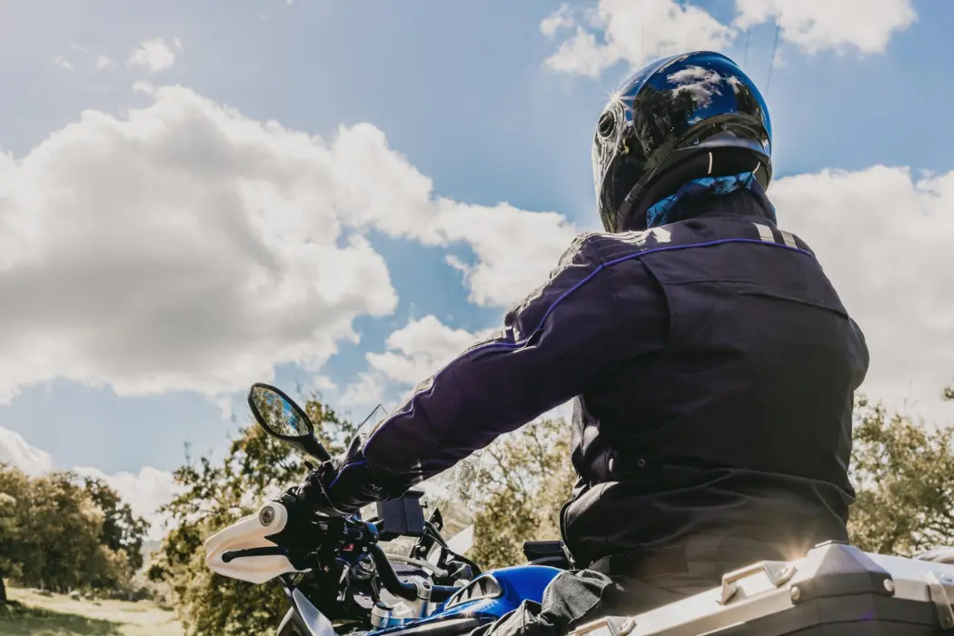 Rękawice motocyklowe podpowiadamy, jak dobrać właściwy rozmiar?