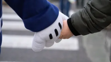 Przedszkolaki ćwiczyły bezpieczną podróż. Zobaczyły też AED