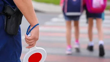 Policjanci odwiedzili przedszkolaki w Sosnowcu. Uczyli ich zasad na drodze