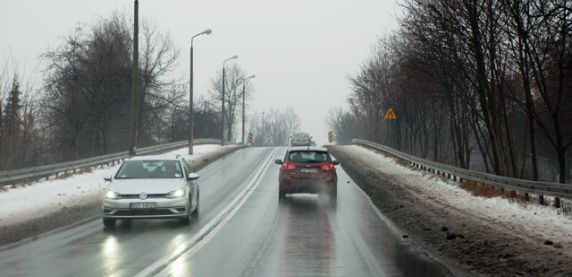 Wiadukt w ulicy Mikołajczyka zamknięty. Autobusy linii 35 i 935 pojadą objazdem.