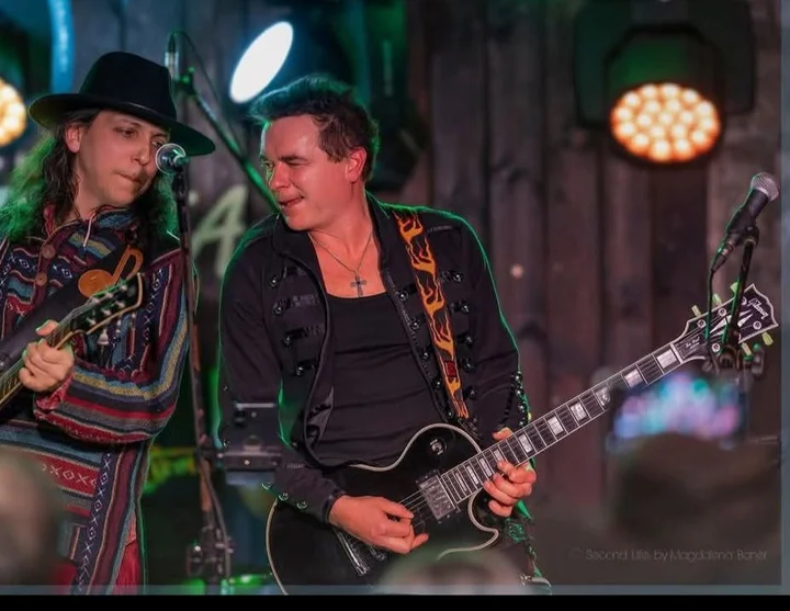 Grafika promocyjna wydarzenia Piotr Brzychcy i Przyjaciele — koncert w Komin Music Cafe (7 marca, Sosnowiec)