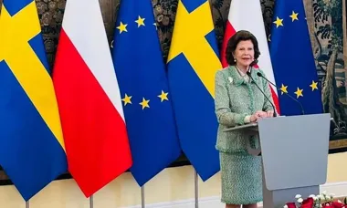 Centra Pomocy Dzieciom przedstawiają model wsparcia podczas spotkania z Królową Sylwią