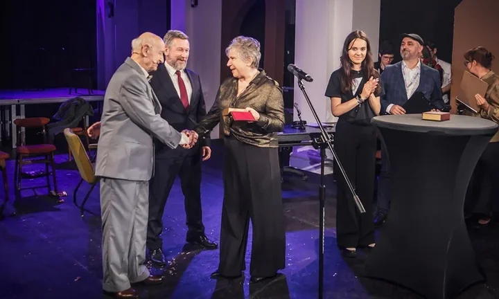 Trzy medale i mocne domknięcie sezonu w Teatrze Zagłębia