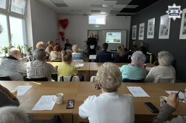 W klubie seniora w Sosnowcu padły mocne ostrzeżenia o przemocy domowej