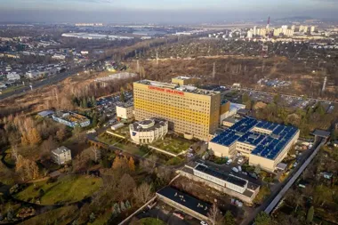 Remont w szpitalu św. Barbary zmienia wejścia i sposób dotarcia do poradni