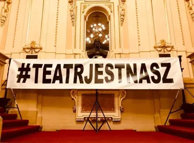 Teatr Zagłębia staje po stronie krakowskiego zespołu